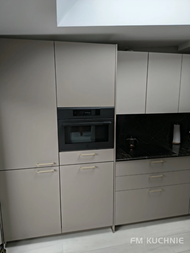 Kuchnia na wymiar Nobilia Senso Machiato Premium Softline Piaskowy mat g16102